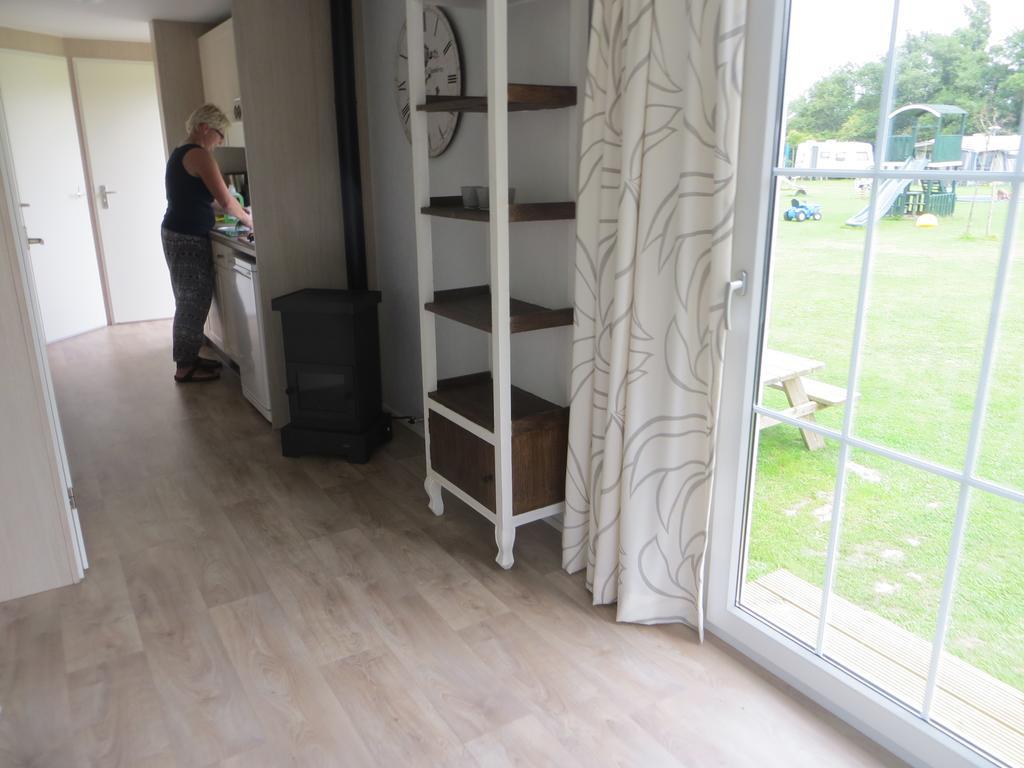 Boerderijcamping Plantlust フェーレ 部屋 写真